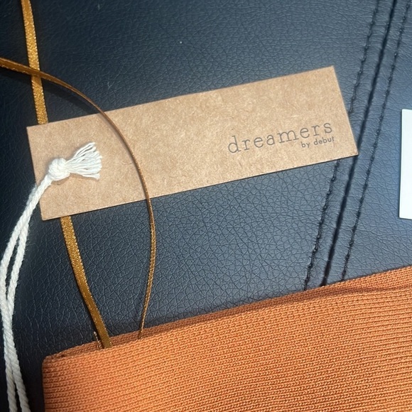 Women Crisscross Halter Crop Top Sleeveles - Picture 5 of 8